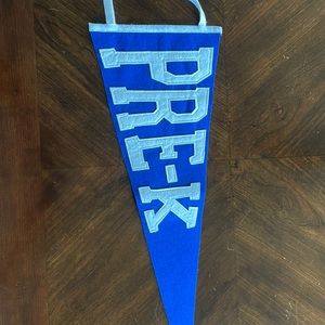 Royal blue Beaufort Bonnet Company school pennant
